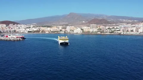 Fast passenger ferry Bencomo Express departing Los Cristianos. Stock Footage 169316353