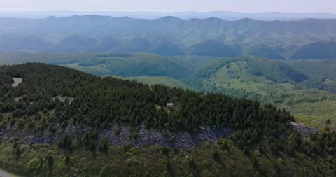 Fast Pullback Over Spruce Knob Region Video stock 328469571