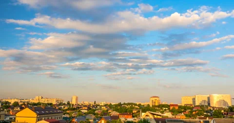 Fast racing cirrus clouds at sunset Stock Footage 115239901