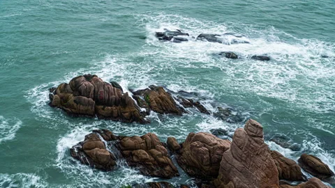 Fast rolling waves Vídeo Stock 142766378