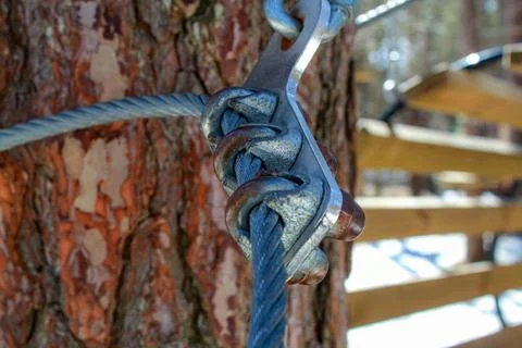 Fastening elements of the cable made of galvanized steel, couches, clamps.F.. 스톡 사진