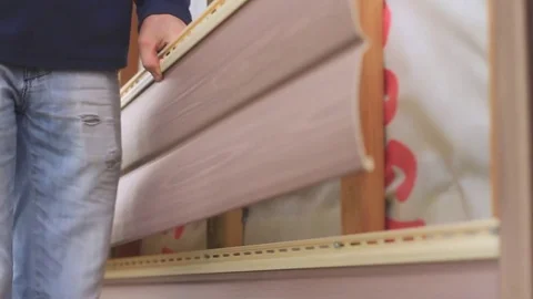 The fastening of the siding Vidéo 80209992