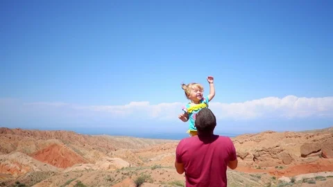 Father with child in the mountains Stock-Footage 96334692