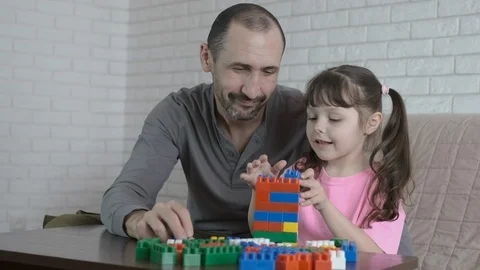 Father develops a child. Little 스톡 동영상 106409513