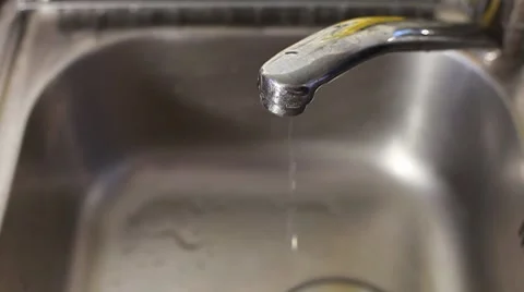 Faucet dripping Stock Footage 8665073