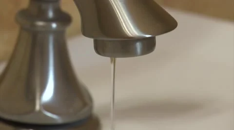 Faucet dripping water 04 库存影片 45170973