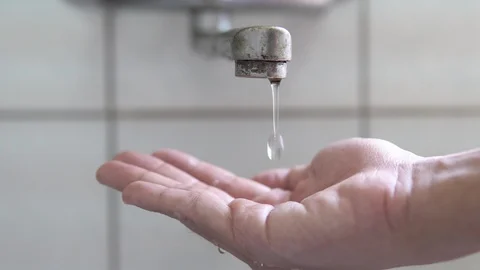 Faucet with water, close up. Stock-Footage 95787999