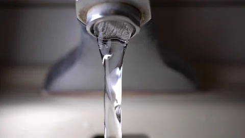 Faucet with water, close up. Stock-Footage 100842294