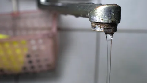 Faucet with water, close up. Video stock 100912859