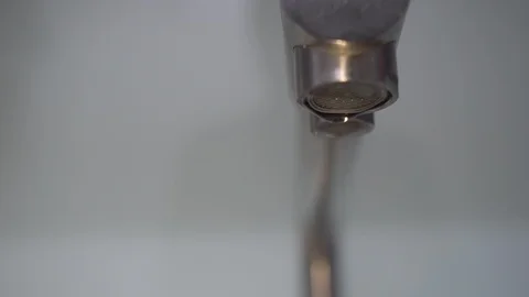 Faucet with water, close up. Stock-Footage 102675487