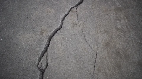 Fault of road surface on old pavement. 스톡 동영상 107819204