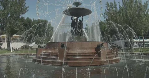 Fauntain 0 Stockbeeldmateriaal 133551138