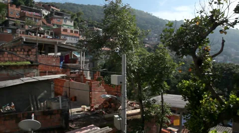 Favela Babilonia Rio de Janeiro Video stock 37656965