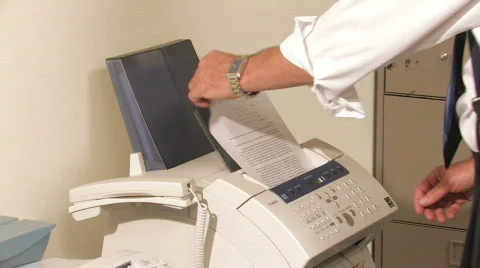 Faxing the Contract 스톡 동영상 505476
