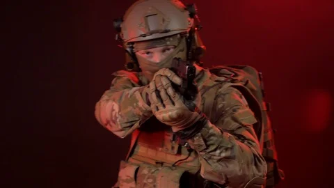 An FBI agent goes with pistol Stock Footage 124725013