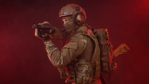 An FBI agent goes with pistol Video stock 124725014