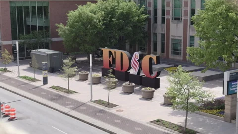 FDIC logo outside of convention center 4k Stockbeeldmateriaal 342776486