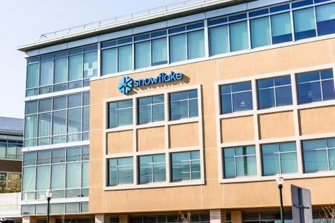 Feb 19, 2020 San Mateo / CA / USA - Snowflake corporate headquarters in Silic Stock Photos