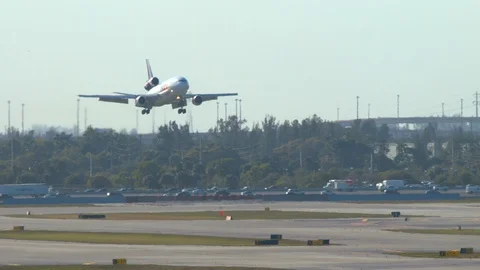 FedEx DC10 Cargo Freighter Landing at Ft. Lauderdale FLL Airport Stock Footage 108015209
