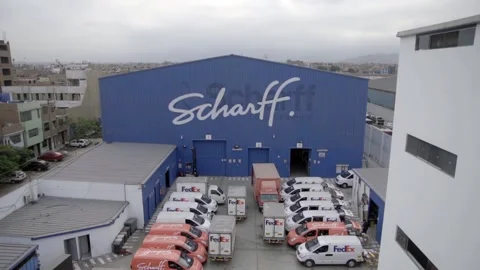 Fedex warehouse Vídeos de archivo 141613441