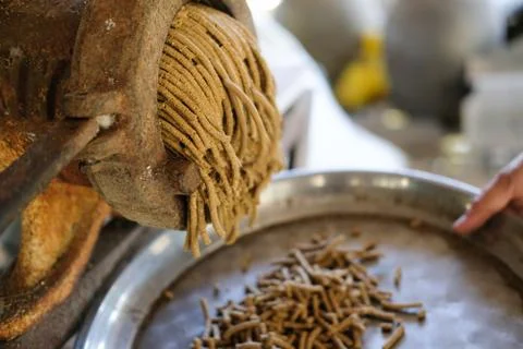 Feed production. machine for producing fodder pellet for feeding animal. Stock-Fotos