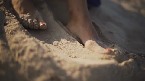 Feet in the sand Stock Footage 140088078