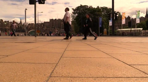 Feet on the sidewalk timelapse Stock Footage 39592436
