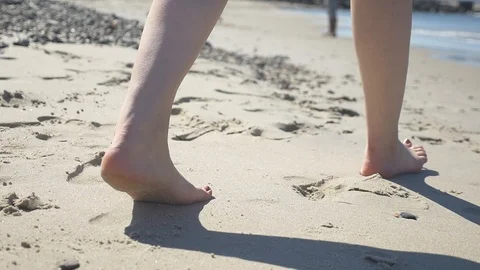 Feets at beach Video stock 89790405
