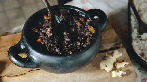 Feijoada, a typical Brazilian dish Video stock 163943065