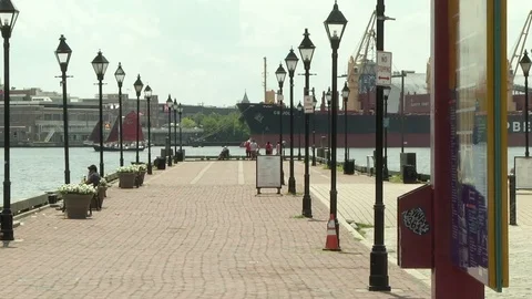 Fells Point Baltimore Pier in The Summer Vidéo 84751892