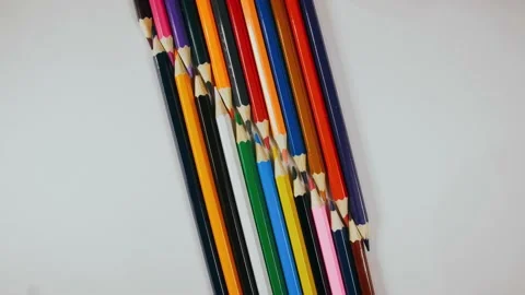 The felt pen on the turntable. The marker spin rotate. Twist, create pattern 動画素材 170260028