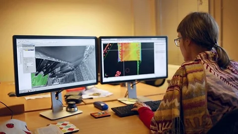 Female architect or engineer drawing building in 3d software Stock Footage 70114533