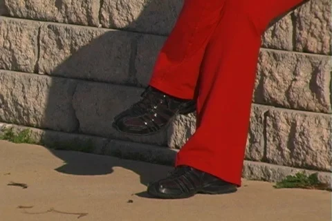 Female Athlete Eats an Apple 스톡 동영상 100451