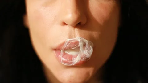 female-chewing-bubblegum-bubble-gum-foot