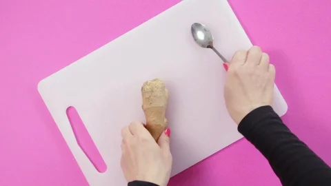 Female Cleans Ginger Видео 87957153
