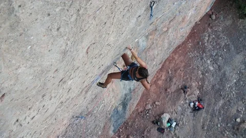 Female climber 4K Stock Footage 208651160