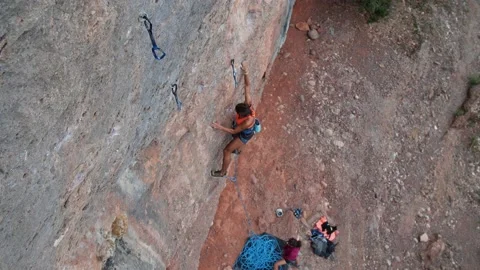 Female climber 4K Stock Footage 209281034