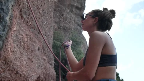 Female climber HD Stock Footage 208650973