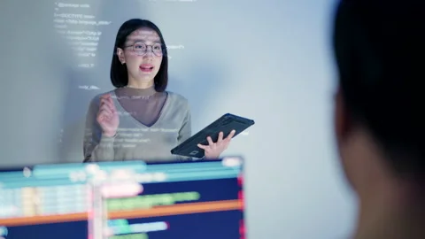 Female Developer Giving Presentation on HTML Coding. Stock Footage 273192673