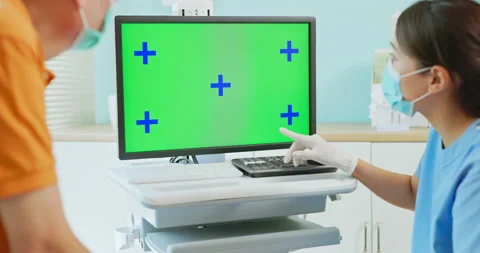 Female doctor explain with computer Stock Footage 197586035