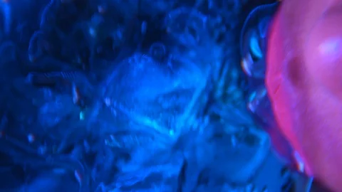 Female drinking from glass Vidéo 87477600