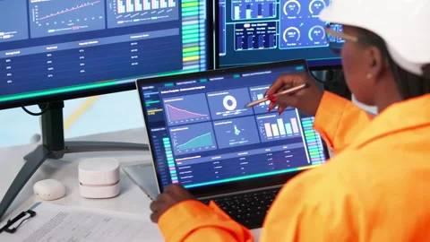 Female Engineer In Monitors Semiconductor Industry’s Automated Stock Footage 337228562
