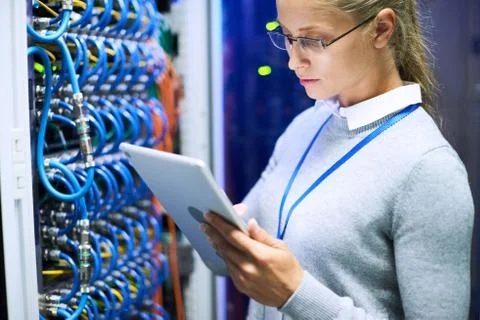 Female Engineer  Working with Supercomputer Foto stock