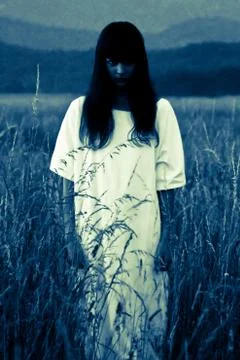 Female Ghost in the Field Stockfoto's