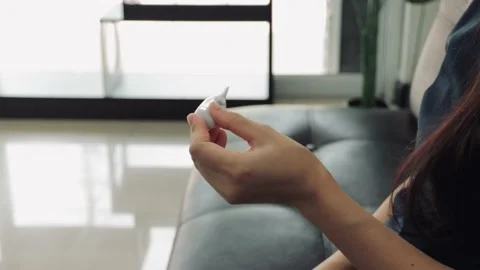 Female hand Stock-Footage 219531053