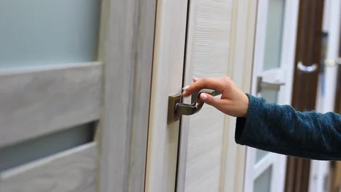 Female hand opens the interior door Video stock 112063494