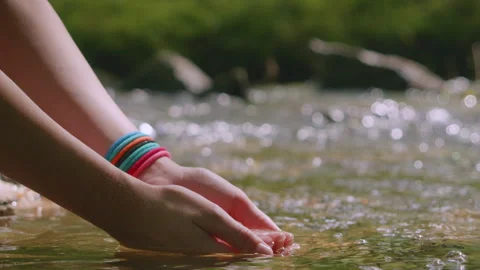 Female Hand Touching River Flow. Hands With Pure Spring Water. Crystal Clea.. Video stock 331960505