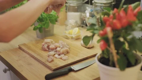 Female hands prepare meat. Stock Footage 118948060