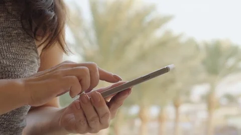 Female hands using smart phone. Stock-Footage 83168210