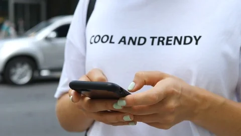 Female Hands Using Smartphone In City. Fashionable Girl With Cell Phone. Видео 108421354